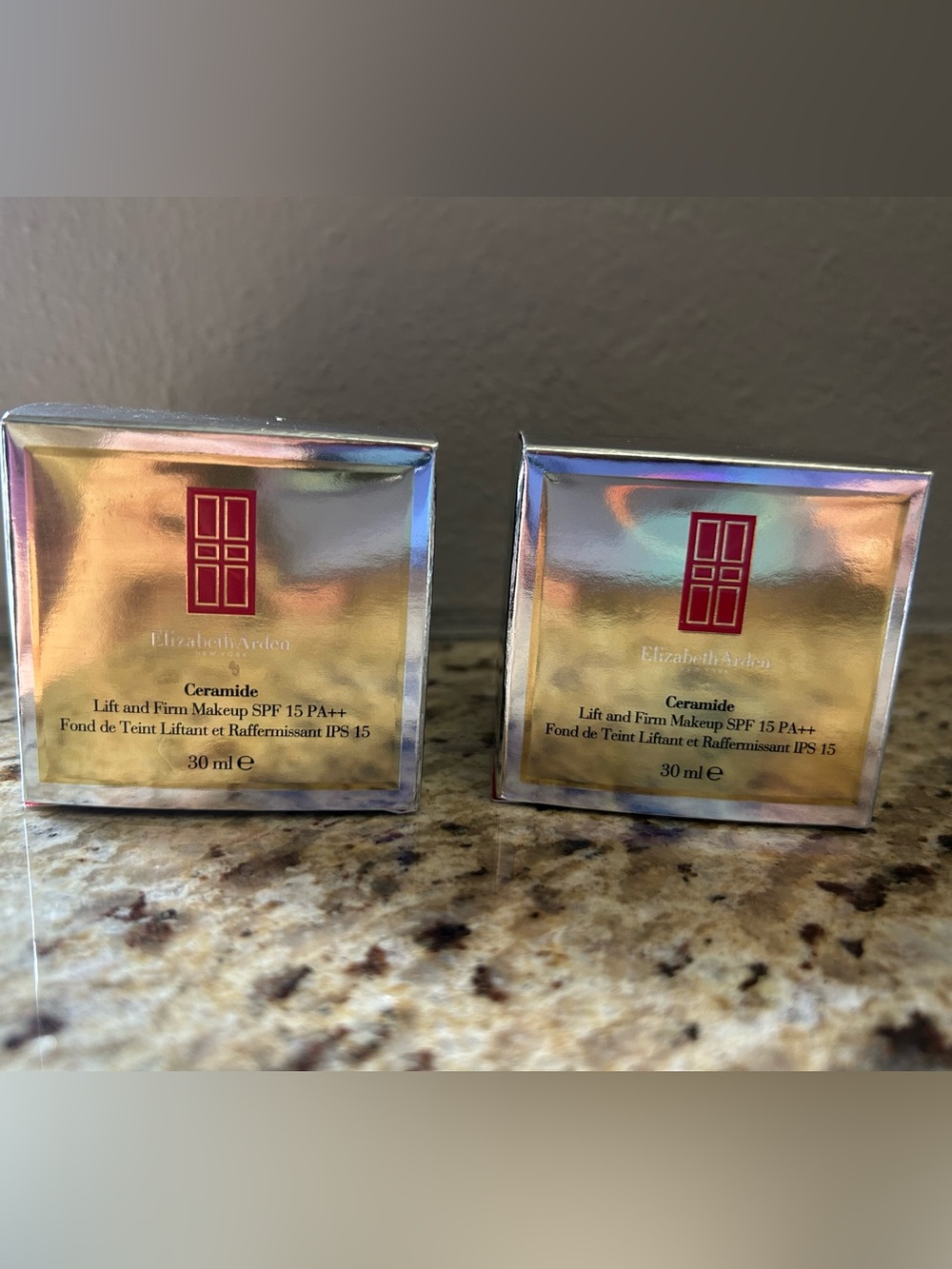 Elizabeth Arden Bundle of 2 Lift and Firm Makeup in shade Spice - New